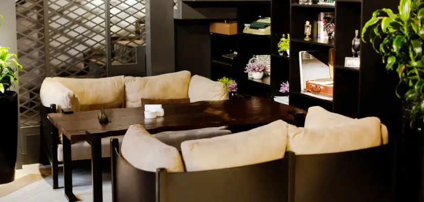 Kafe Bar Koltukları